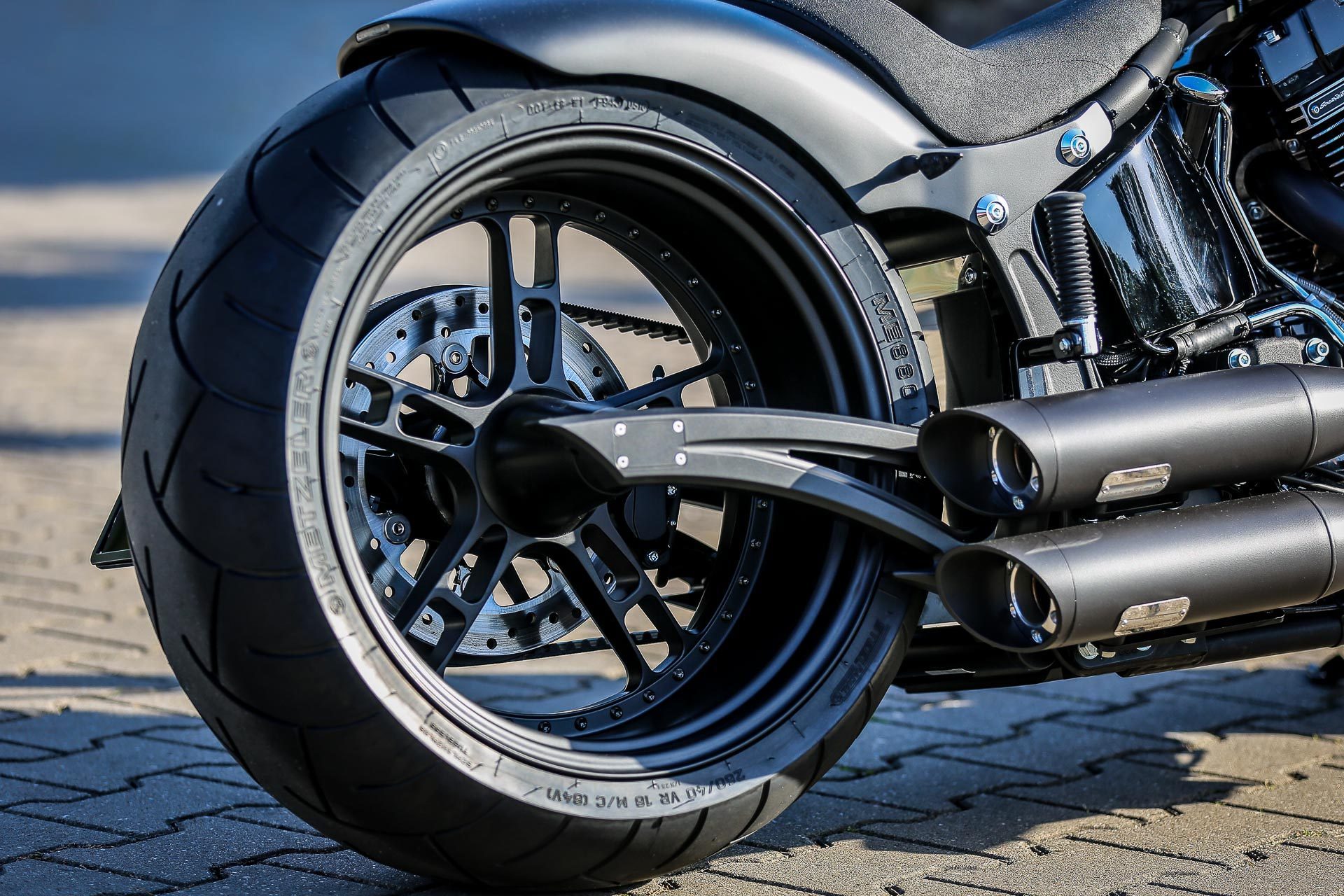 Thunderbike Maxx • H-D Fat Boy FLSTF Softail Custom Umbau